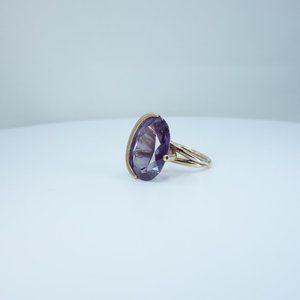 14k and Synthetic Alexandrite ring